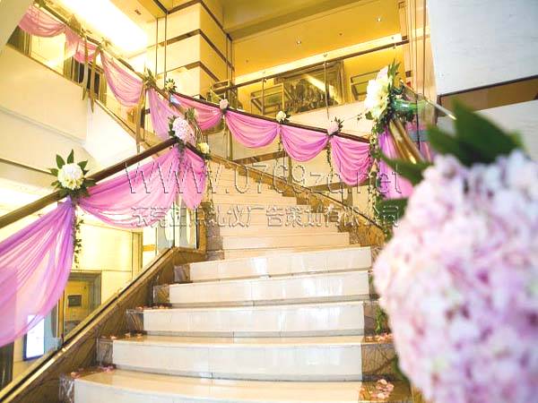 東莞婚禮公司-婚禮現場樓梯裝扮